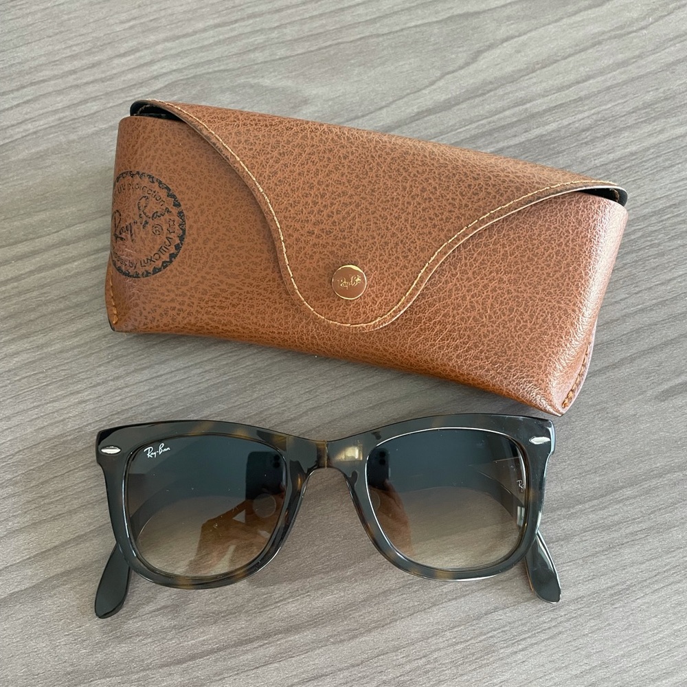 Ray-Ban folding wayfarer sunglasses